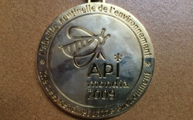 Medalla de Oro APIMONDIA 2009 a la mejor Innovación